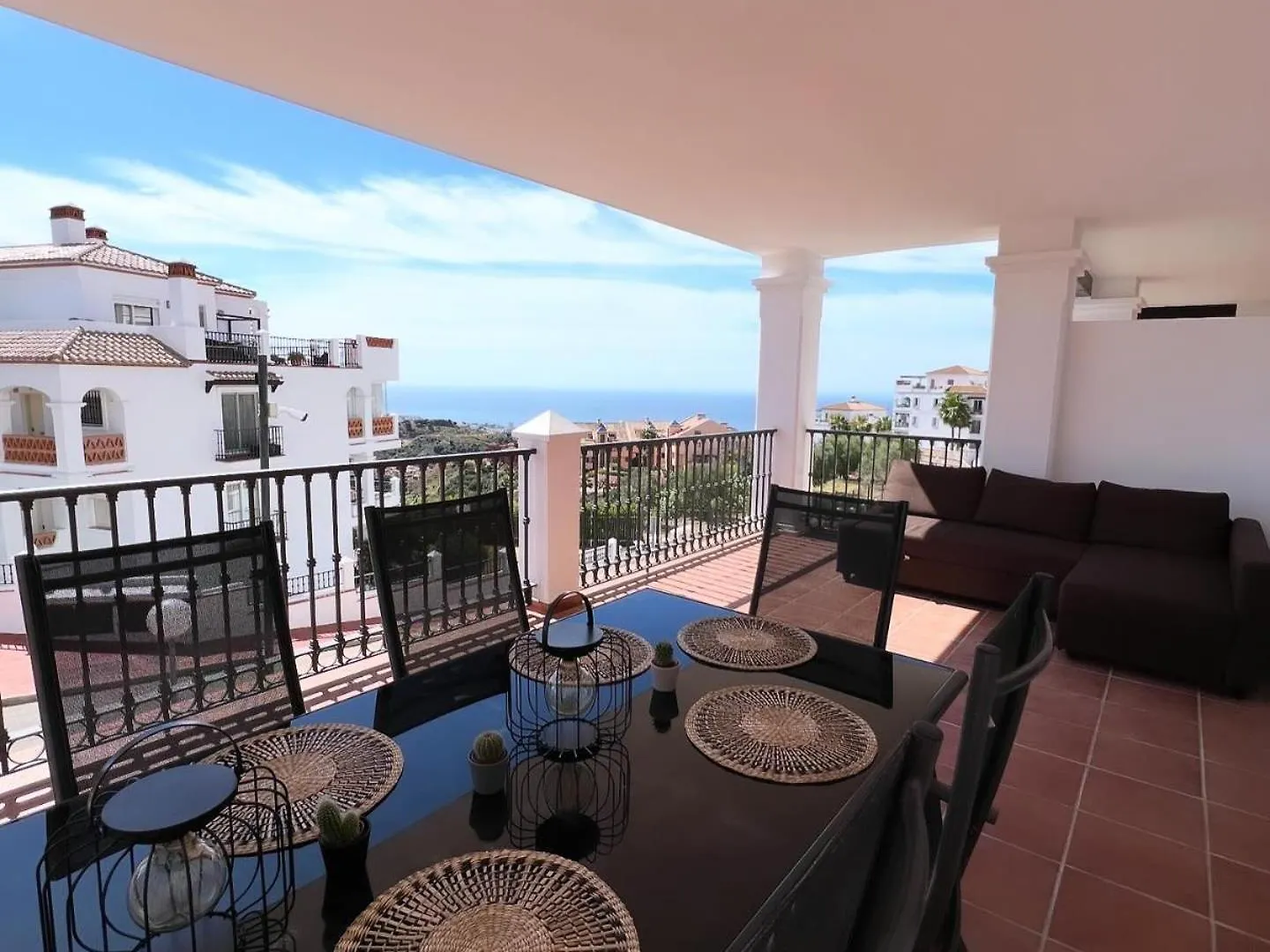 2 Bedroom Apartment Sitio De Calahonda, Mijas, 4 Pools! 0*,  España